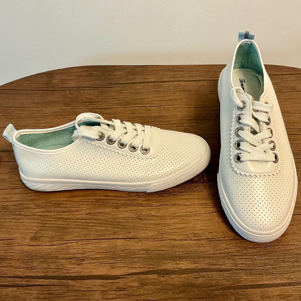 Tommy Bahama Women s White Sneakers Bling Shoe Lace Holes Size 6.5